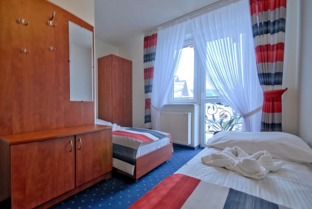 Dom Wczasowy Angelika Basen Jacuzzi Sauna W Cenie Pobytu Murzasichle Exterior photo